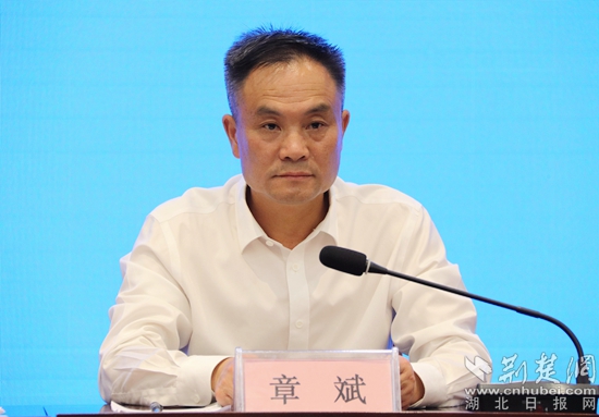 嘉魚 章斌_副本.jpg