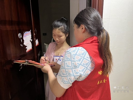 入戶(hù)宣傳防詐反詐  (1).jpg